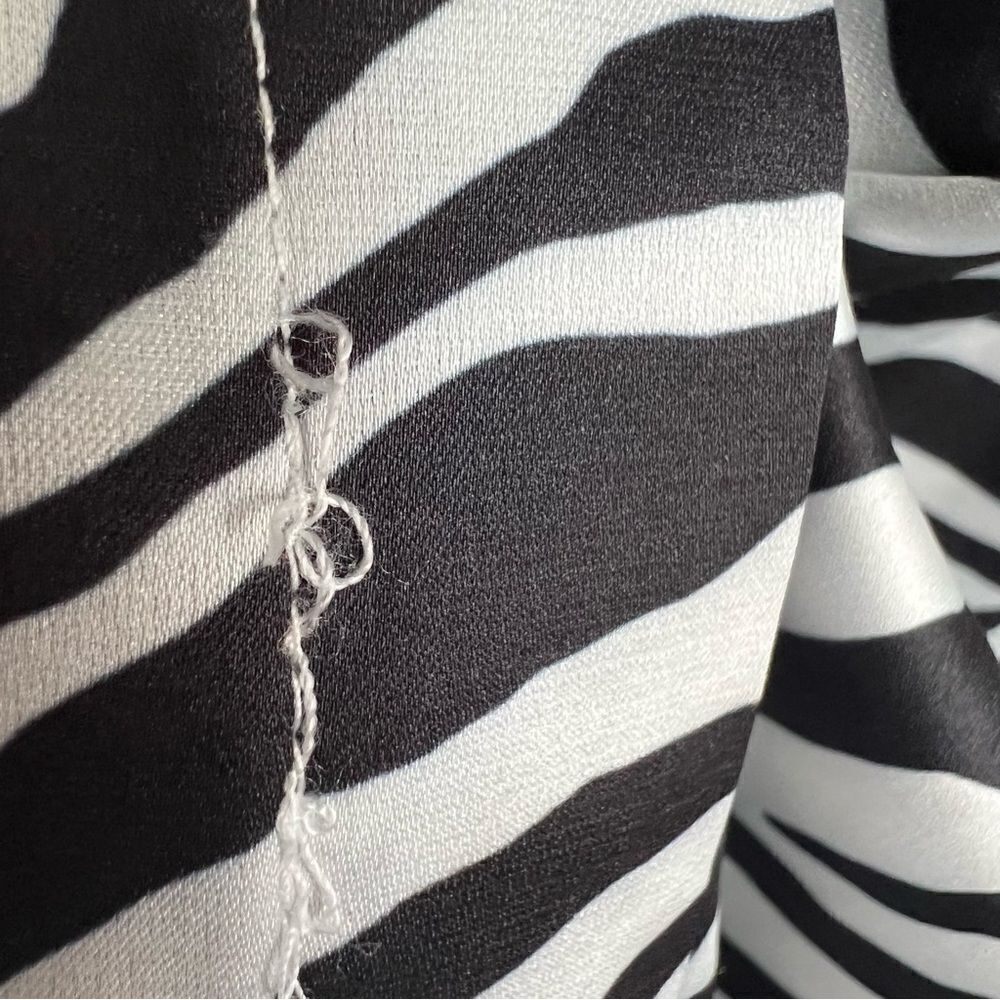 Boston Proper Zebra Print Satin Blouse Size 4 Black/White Cuffed Sleeve Top — image 8 of 8